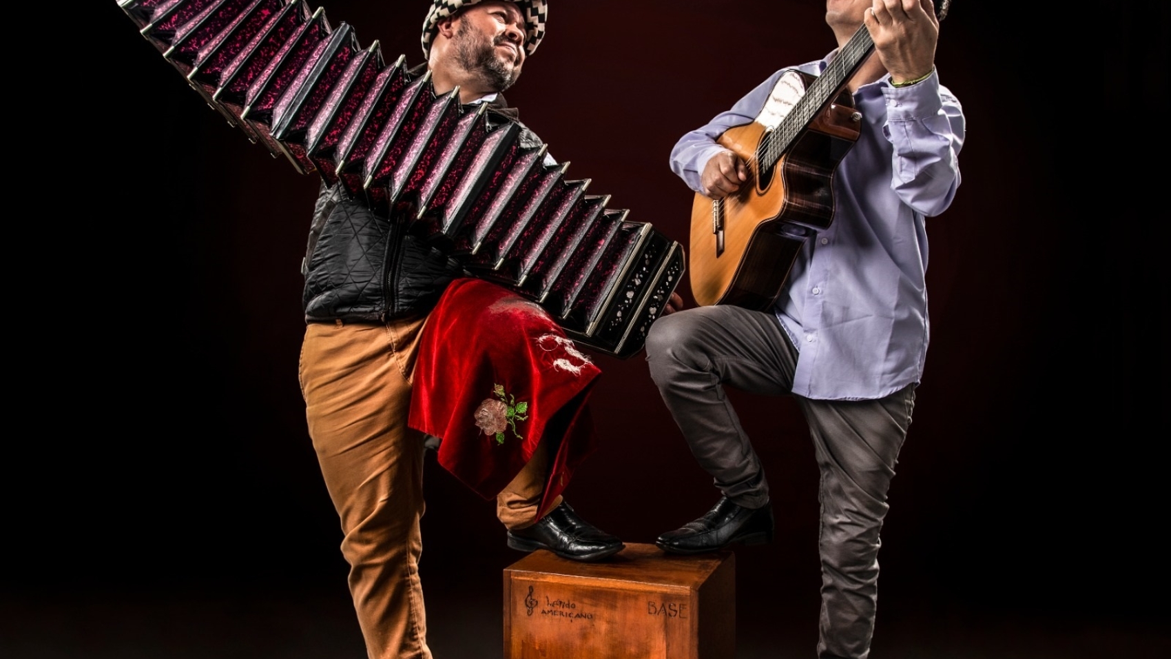 LOS NUÑEZ -PRENSA